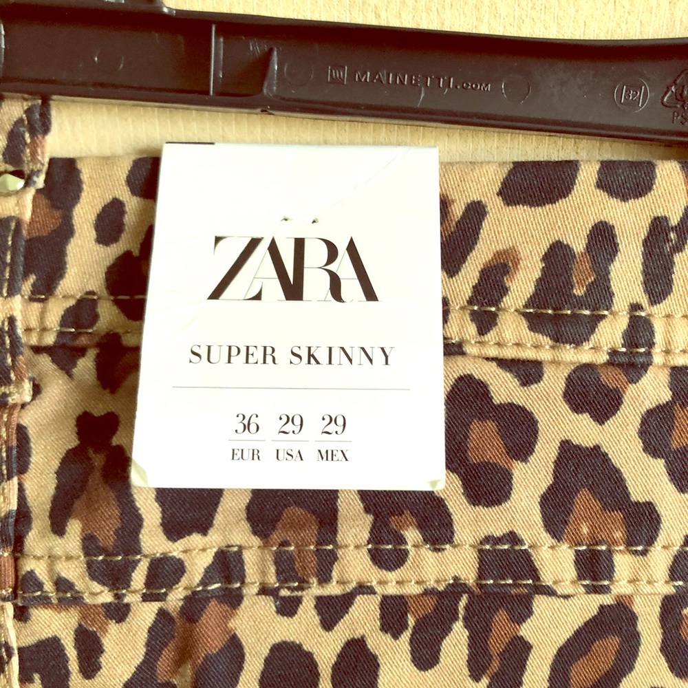 Super skinny pants